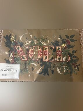 Hester & Cook NWT 24 Placemats